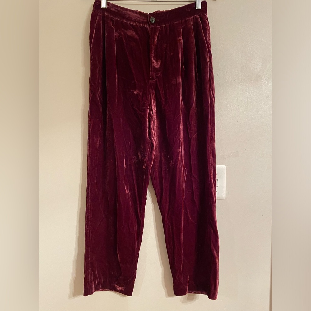 Madewell Velvet Burgundy Pants Size Medium- EUC